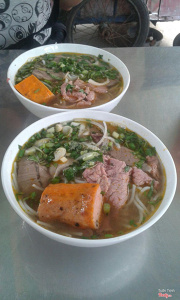 bún bò chả