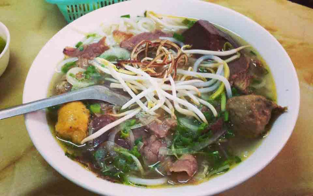 Bún Bò Huế Quân - 167 Nguyễn Ngọc Vũ