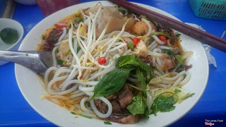 Bún bò giò heo