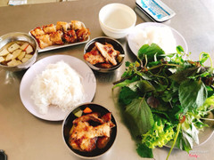 Bún chả & chả giò