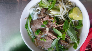 Phở bò 20k/tô 