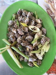 Ốc hương hấp xả