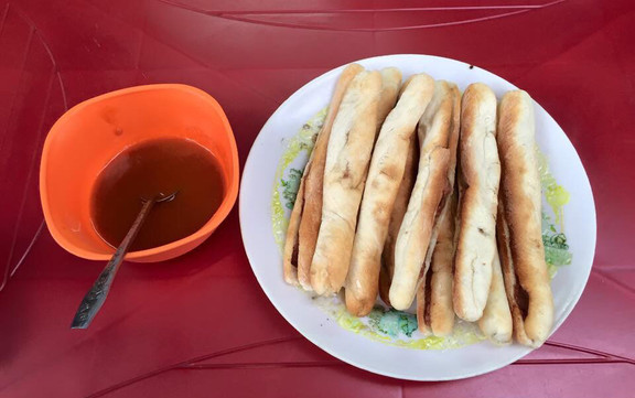 Hồng - Cafe & Bánh Mì