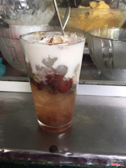 Chè thập cẩm