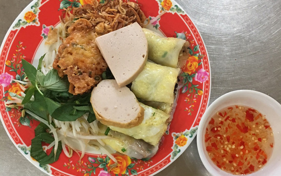 Bánh Cuốn Sinh Đôi 168