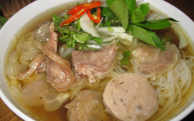 Mùi - Phở Bò Gia Truyền Nam Định