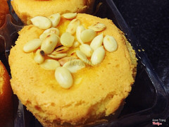 Bánh bông lan hạt dưa