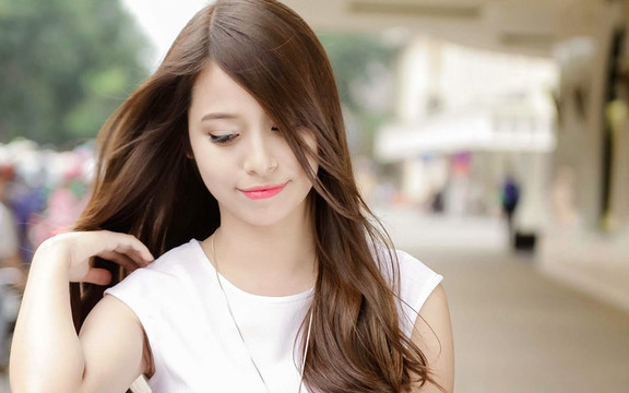 Cắt Tóc Nữ Trinh