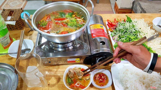 Lẩu Ếch Cay