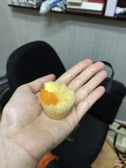 Bông lan trứng muối mini vừa ngon lại xinh xắn cute quá trời