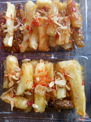 Củ mì chiên mắm