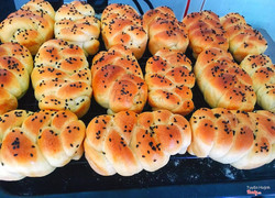 Cúc lớn : 60k/bánh 300g
Cúc mini: 60k/set 4 bánh, 90k/set 6 bánh