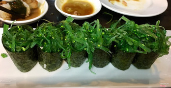 Sushi rong biển