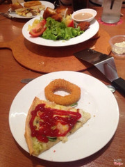 Ngon nhưng ngán quá..chắc mấy tháng ăn 1 lần !! ^^ phục vụ tốt 👍