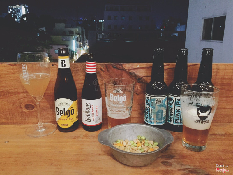 Ăn snack hoy ah , khuyến khích ăn cơm nhà r ra làm chai bia nghen