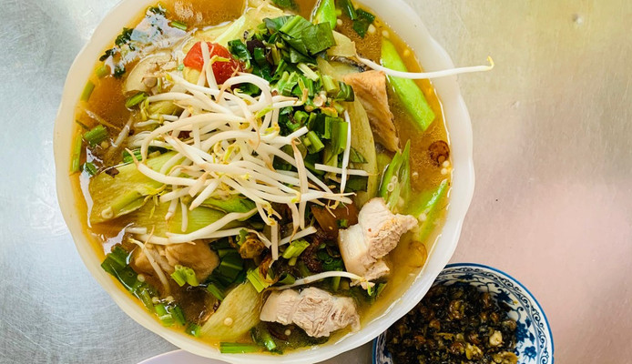 Cơm Bình Dân Thành Tài