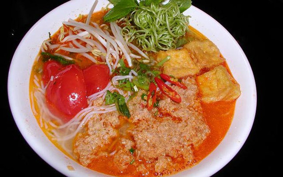 Bún Bò Giò Heo & Bún Riêu Cua - Châu Văn Liêm