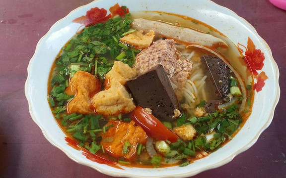 Bánh Canh & Bún Ốc Riêu Cua - Chợ Bàu Cát