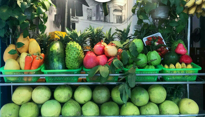 Dáng - Nước Ép Trái Cây - Quán Sứ