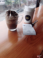 Hot choco 👍 quá ngonn lun 🙈 thích phần kem tươi