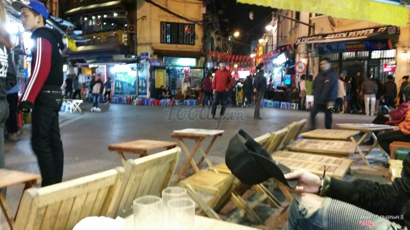 Ngã tư nhộn nhịp