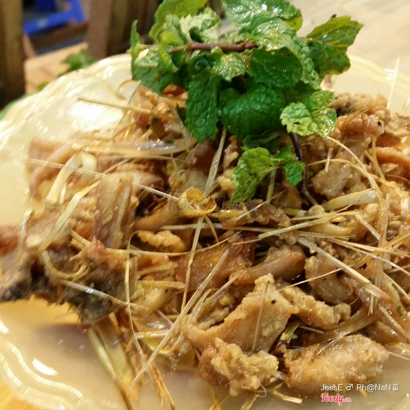 Sụn gà chiên nước mắm 100k