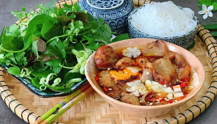 Bún Chả Hà Thành 1991 - Bún Chả - Nguyễn Khang