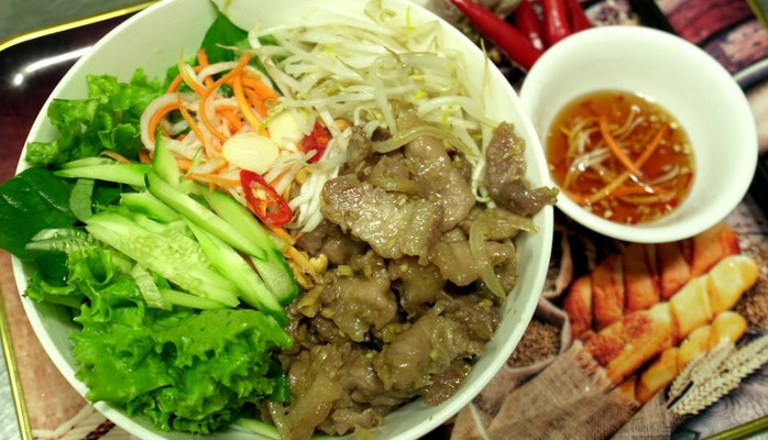 Bếp Nhà Chang - Bún Thịt Xào