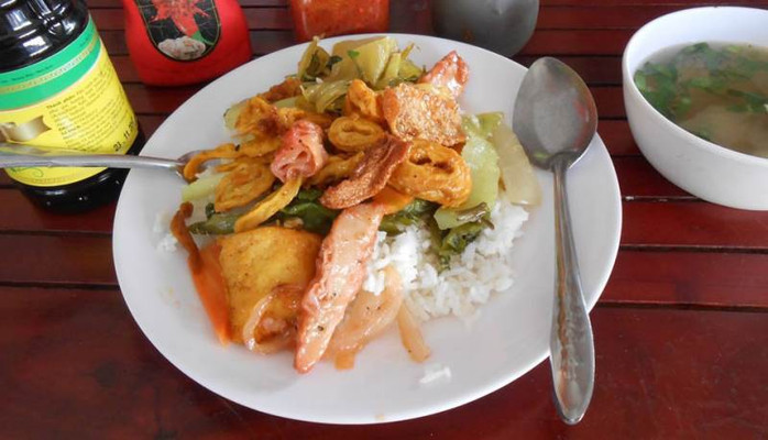 Cơm Chay Diệu Vy - Phạm Văn Bạch