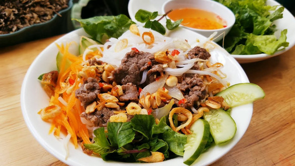 KaKa - Bún Bò Nam Bộ & Ăn Vặt - Thanh Lân