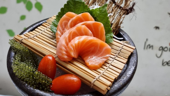 Tokyo Izumi Sushi & Sashimi - Phan Văn Hân