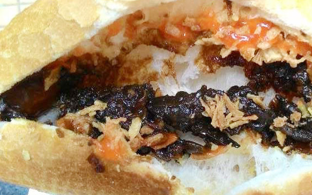 Bánh Mì Khô Bò