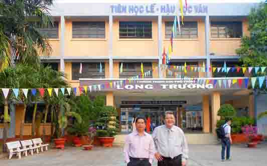 Trường THPT Long Trường