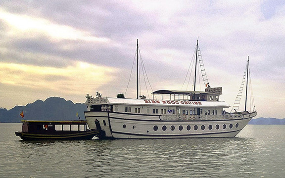 Bien Ngoc Cruises - Bãi Cháy