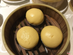 bánh bao trứng muối