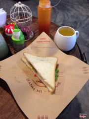 Sandwich đặc biệt