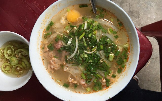 Bánh Canh Bò Trứng Xổ