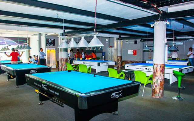 Blue Club Billiards