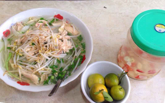 Việt Tiến Quán - Bún, Phở, Sinh Tố Các Loại