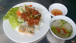 cơm tấm sườn