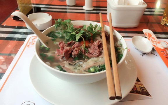 Phở Lý Quốc Sư - Tố Hữu