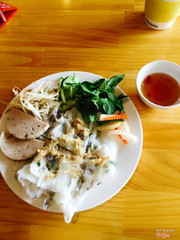 bánh ướt chả quế