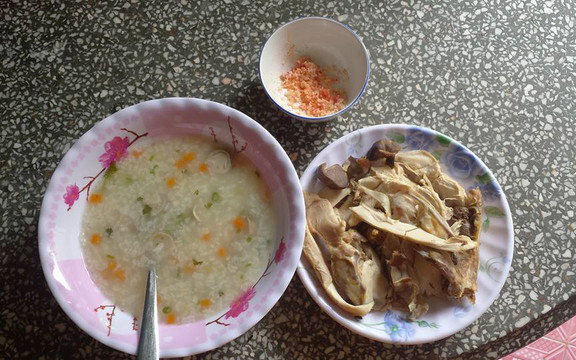 Nga Bình - Cơm, Cháo & Phở