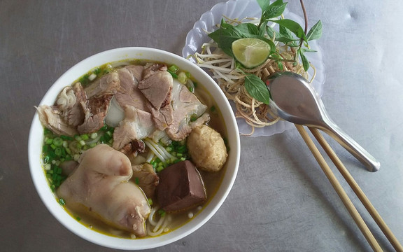 Bún O Xoa