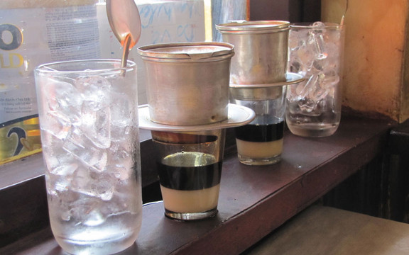 Trà Gỗ Quán Cafe