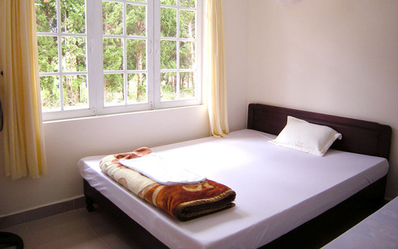 Nhà Nghỉ Sương Sương