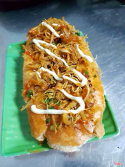 Bánh mì sate gà