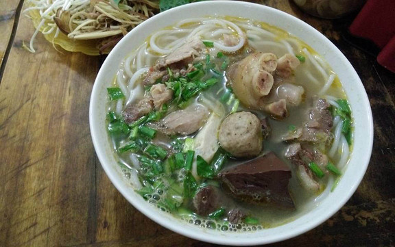 Bún Bò Huế - 232 Định Công