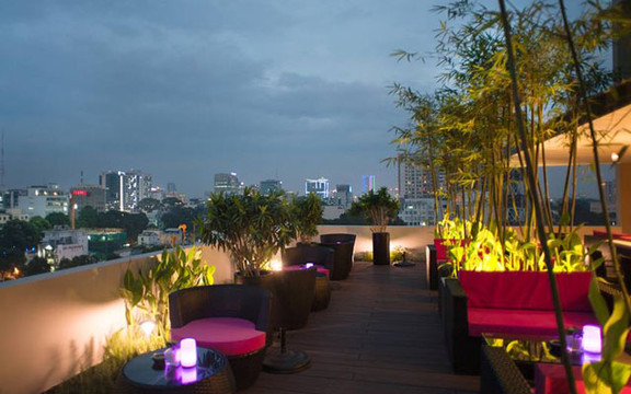 Chào Bar - Rooftop Restaurant & Bar