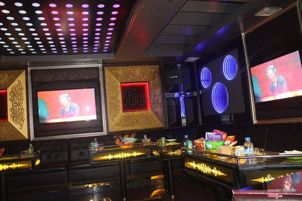 Tom karaoke 116 bui thi xuan